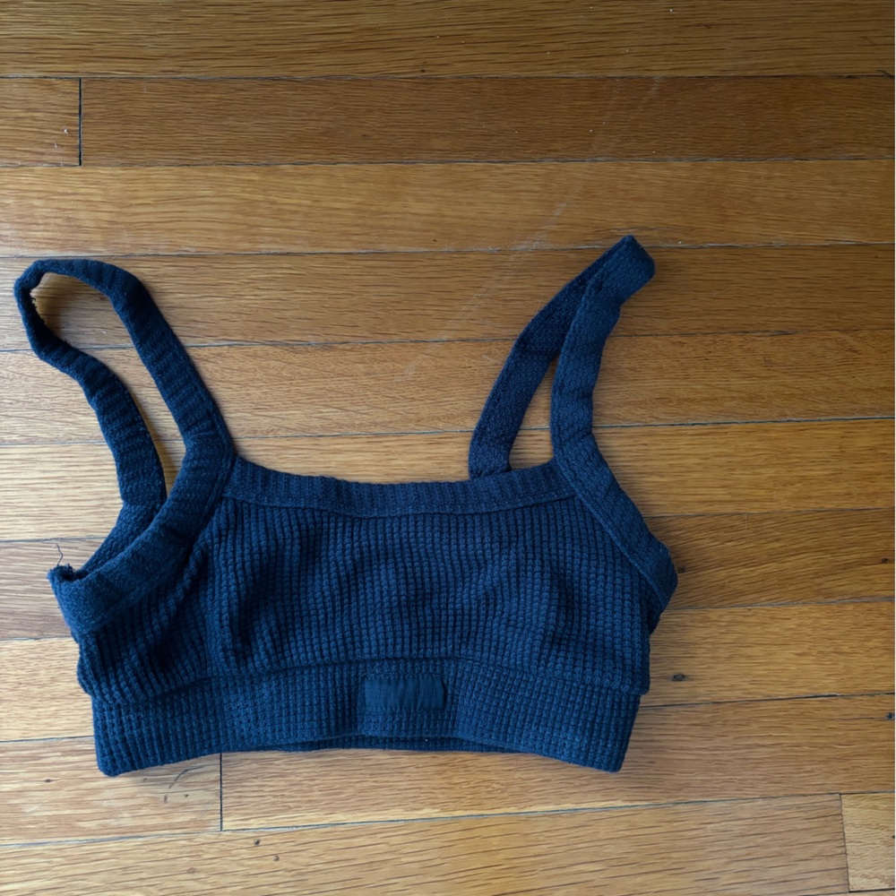 Set Active sports bra size small. Dark blue.